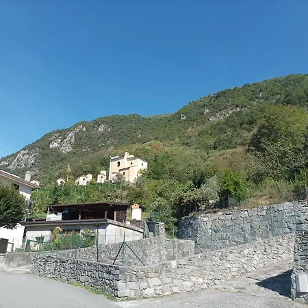 Сasa de vacaciones And Mountains Valtellina